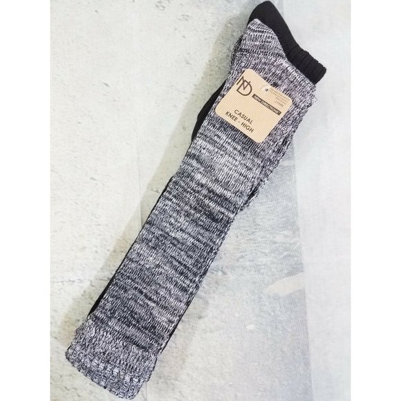 Womans New Directions Knee High Socks Black 2 Pair Pack - Picture 1 of 8